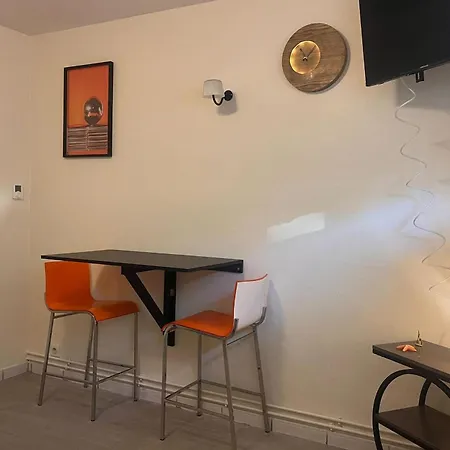 Cosy Near The Apartment